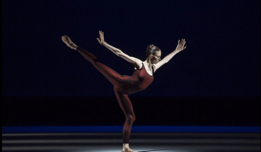 Viktorina Kapitonova Frank Bridge Variations Hans Van Manen Ballett Zürich 2015