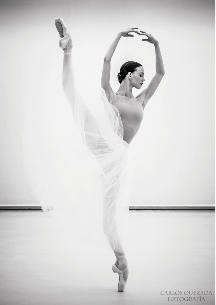 Viktorina Kapitonova Julie Kent